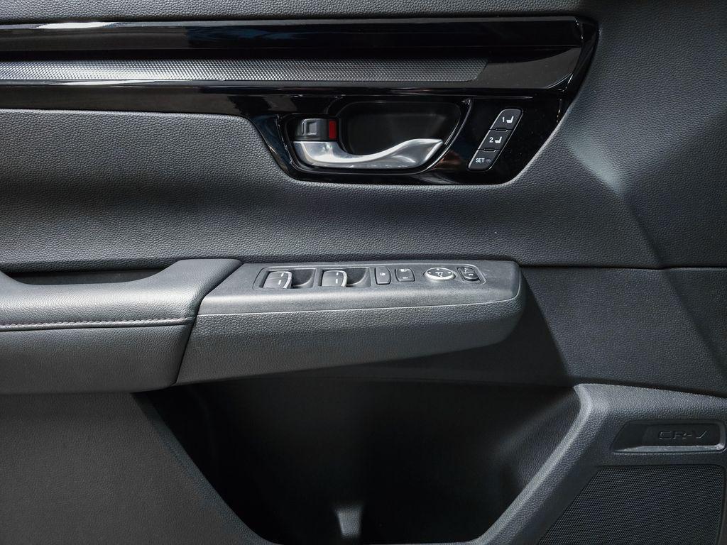 used 2023 Honda CR-V car, priced at $30,500