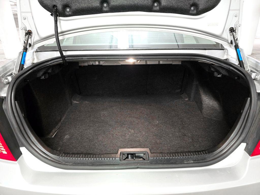 used 2010 Ford Fusion car, priced at $5,250