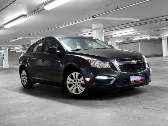 used 2015 Chevrolet Cruze car, priced at $6,000