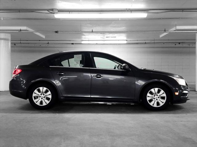 used 2015 Chevrolet Cruze car, priced at $6,000