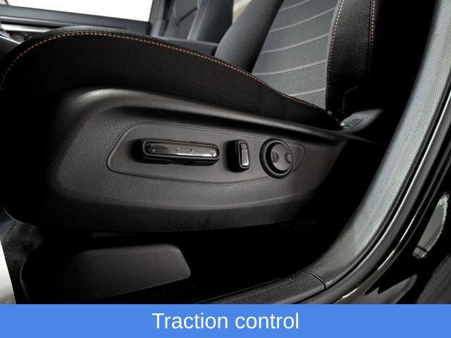 new 2026 Honda CR-V Hybrid car, priced at $38,177