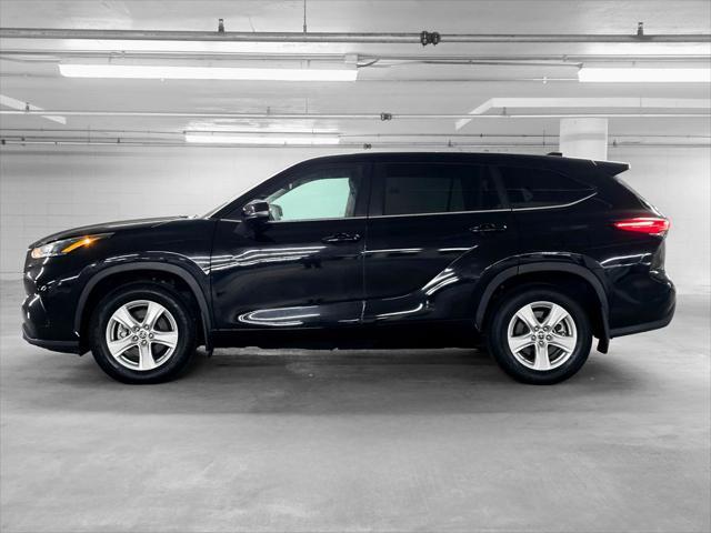 used 2023 Toyota Highlander car, priced at $33,383