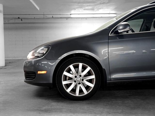 used 2014 Volkswagen Jetta SportWagen car, priced at $11,937