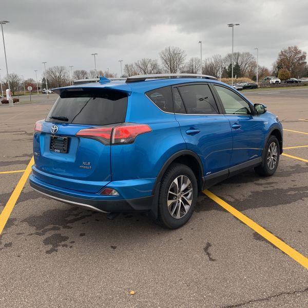 used 2018 Toyota RAV4 Hybrid car, priced at $23,148