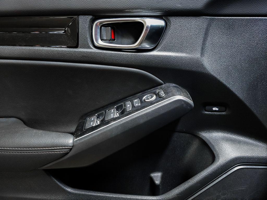used 2025 Honda Civic Hybrid car, priced at $27,100