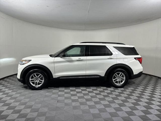 new 2025 Ford Explorer car, priced at $40,745