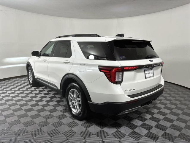 new 2025 Ford Explorer car, priced at $43,725