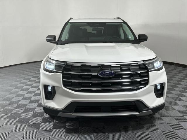 new 2025 Ford Explorer car, priced at $43,725