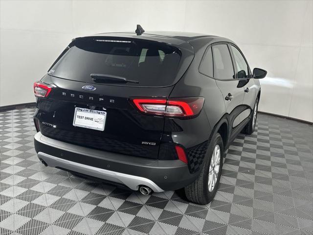 new 2025 Ford Escape car, priced at $32,040