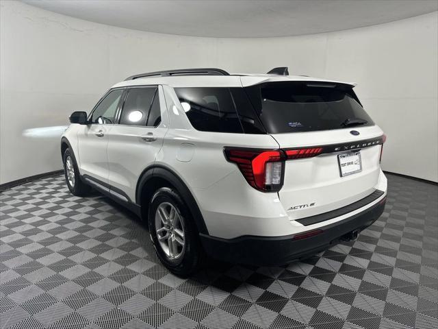 new 2025 Ford Explorer car, priced at $40,745