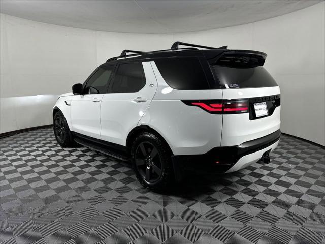 used 2022 Land Rover Discovery car, priced at $33,860