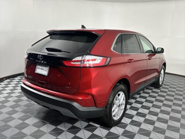 new 2024 Ford Edge car, priced at $40,205