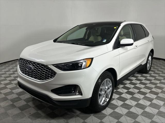 new 2024 Ford Edge car, priced at $34,580