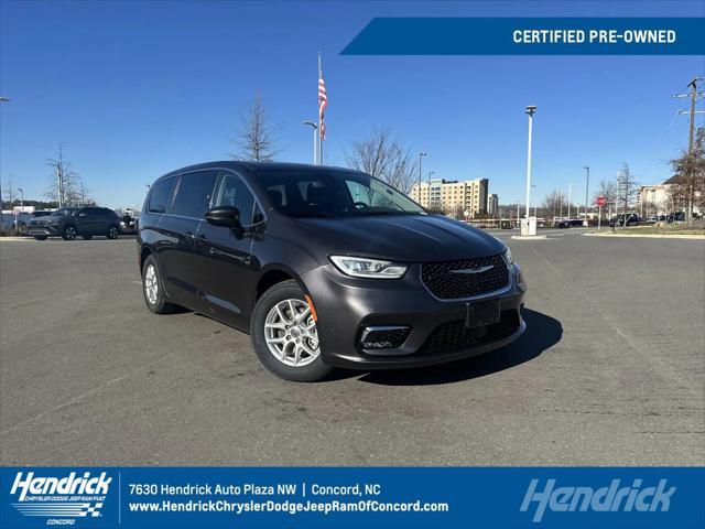 used 2023 Chrysler Pacifica car, priced at $23,998