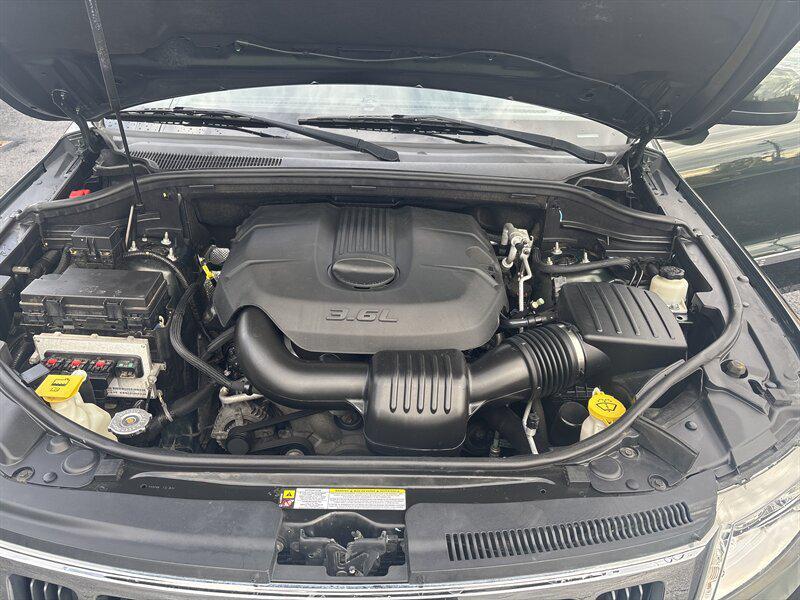 used 2011 Jeep Grand Cherokee car, priced at $6,488