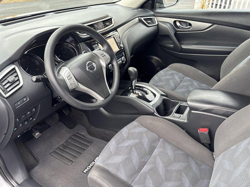 used 2016 Nissan Rogue car, priced at $10,488
