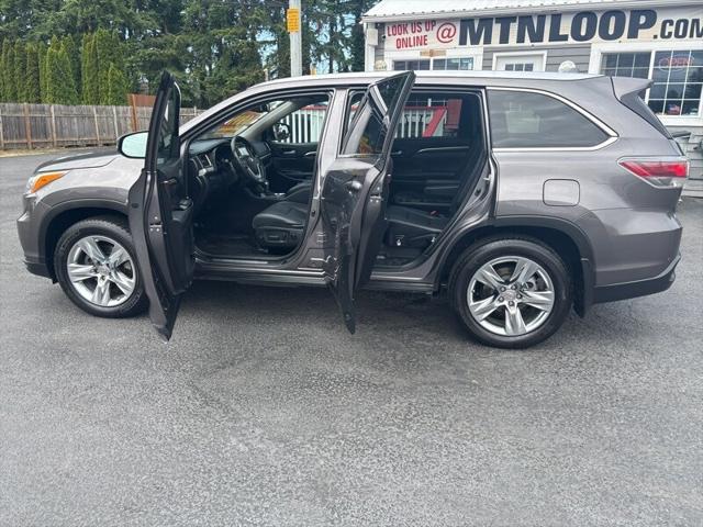 used 2015 Toyota Highlander car, priced at $16,999