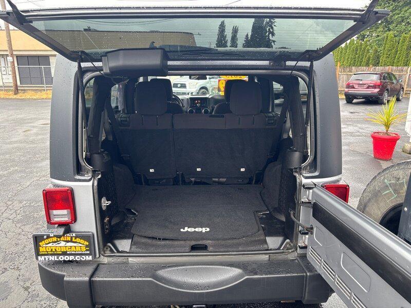used 2013 Jeep Wrangler Unlimited car, priced at $14,999