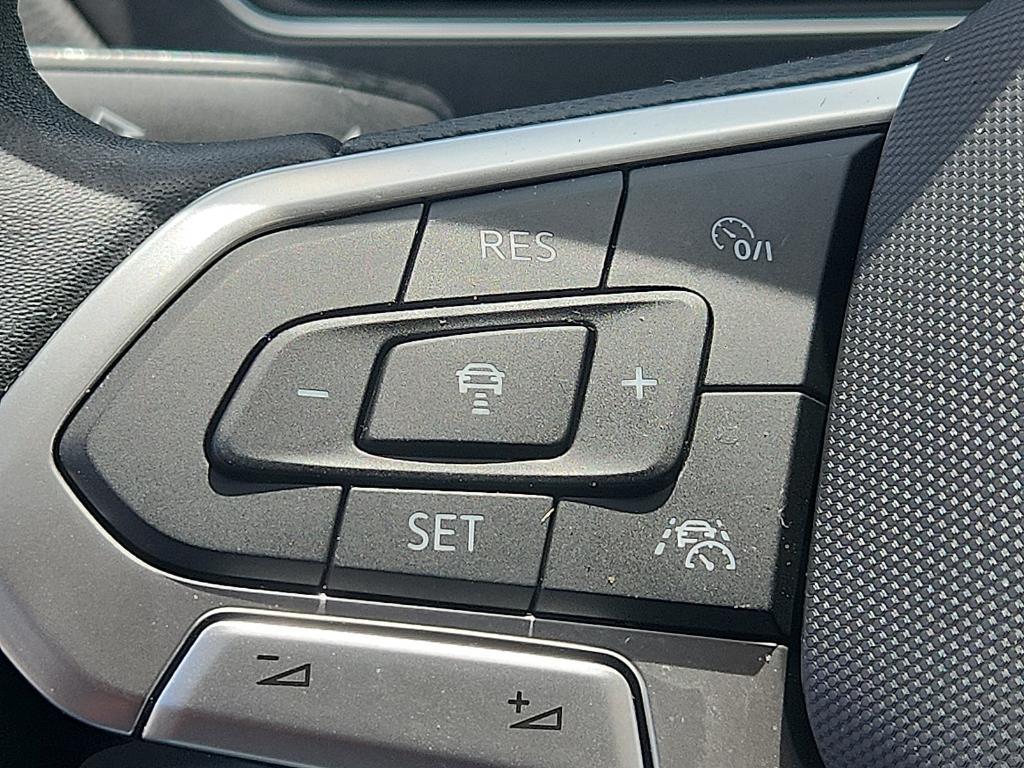used 2022 Volkswagen Tiguan car, priced at $22,499