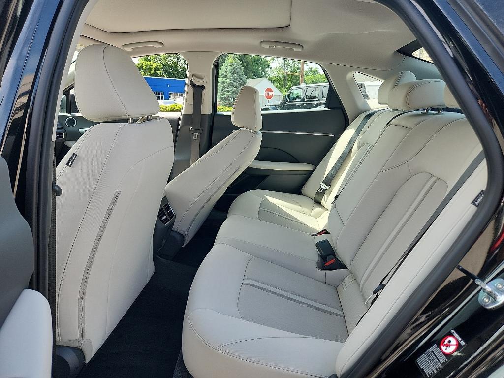 used 2022 Hyundai Sonata car, priced at $21,999