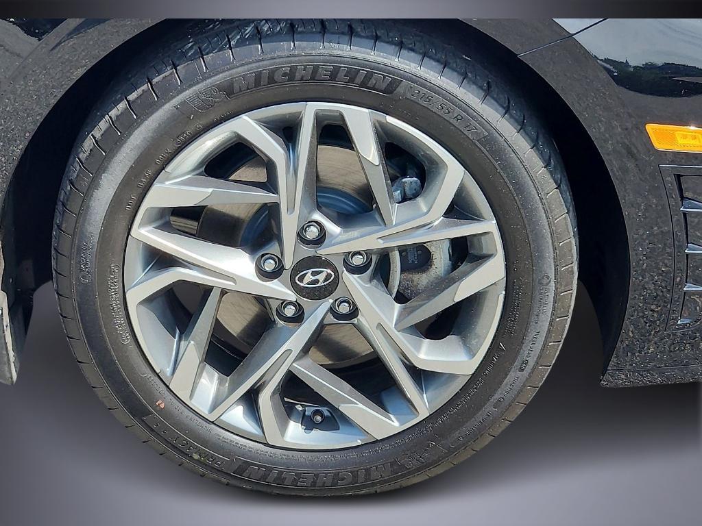 used 2022 Hyundai Sonata car, priced at $21,999
