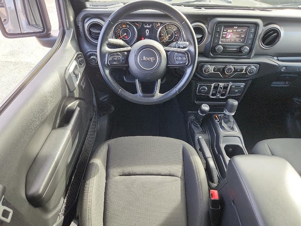used 2020 Jeep Wrangler Unlimited car, priced at $27,164