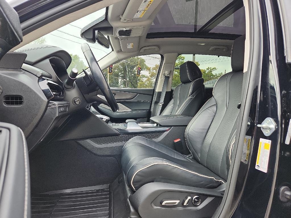 used 2023 Acura MDX car, priced at $42,260