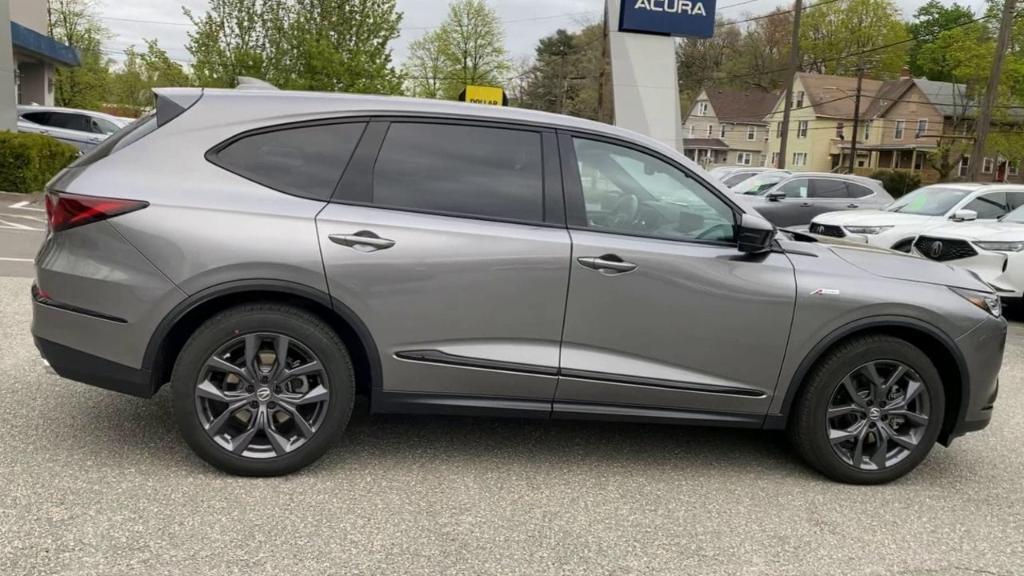 used 2024 Acura MDX car, priced at $56,488