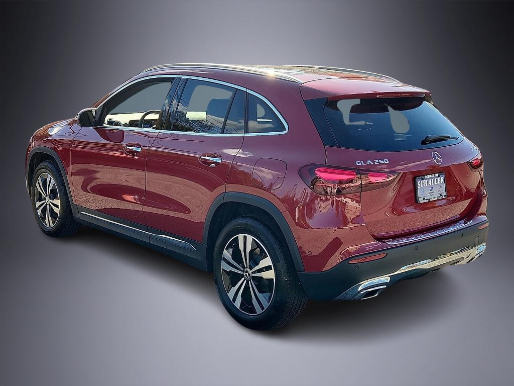 used 2025 Mercedes-Benz GLA 250 car, priced at $41,017