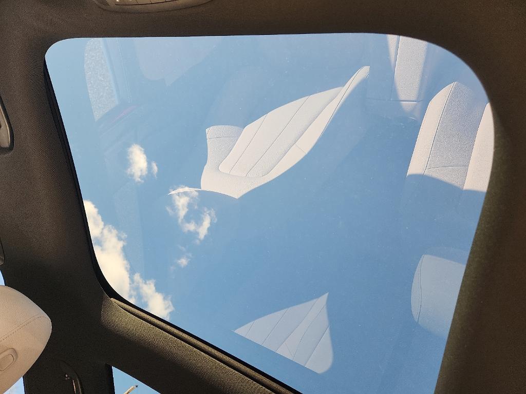 used 2025 Mercedes-Benz GLA 250 car, priced at $41,017