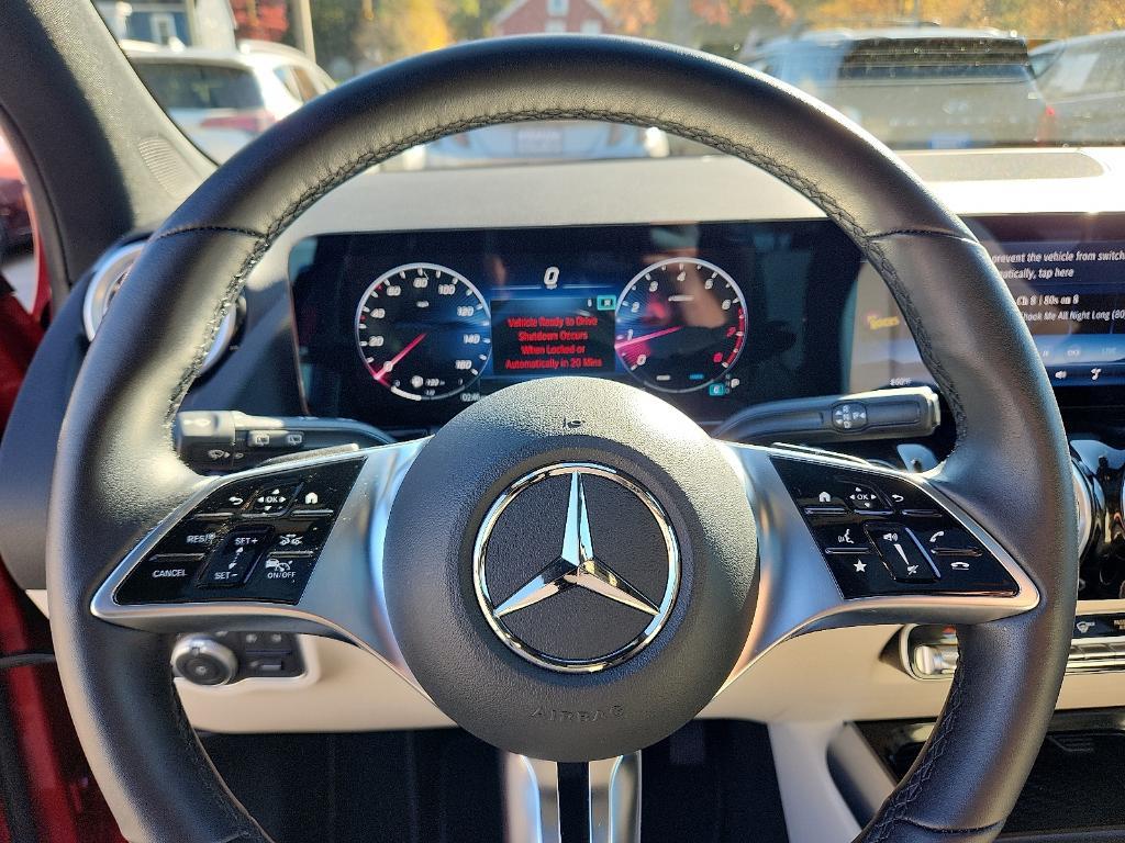 used 2025 Mercedes-Benz GLA 250 car, priced at $41,017