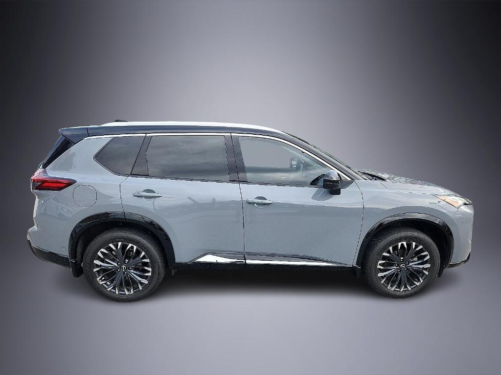 used 2024 Nissan Rogue car, priced at $32,656