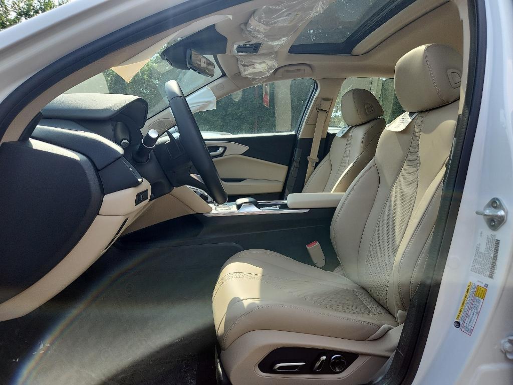 new 2025 Acura TLX car, priced at $47,195