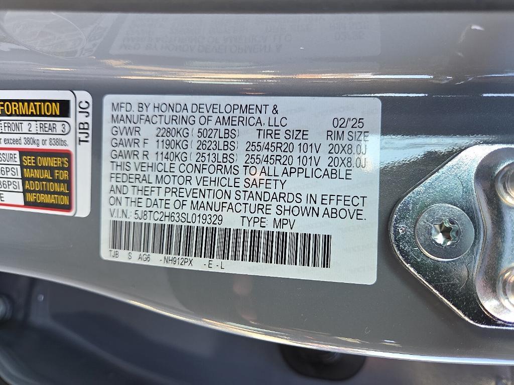 new 2025 Acura RDX car, priced at $52,250