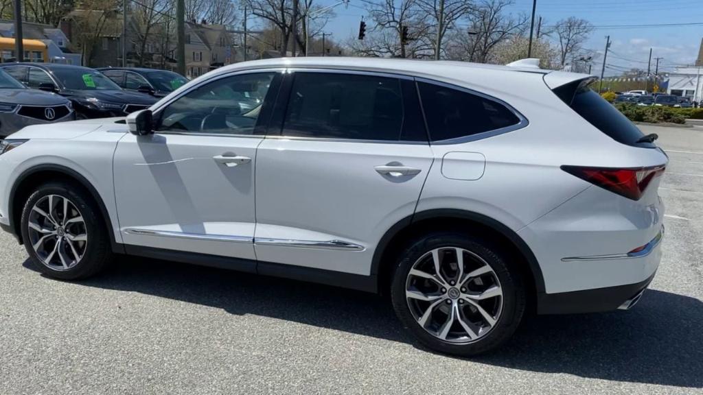 used 2022 Acura MDX car, priced at $41,988
