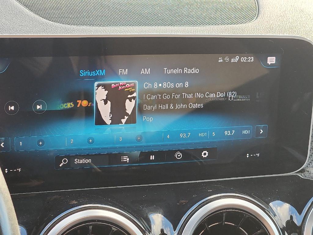 used 2021 Mercedes-Benz GLB 250 car, priced at $22,620