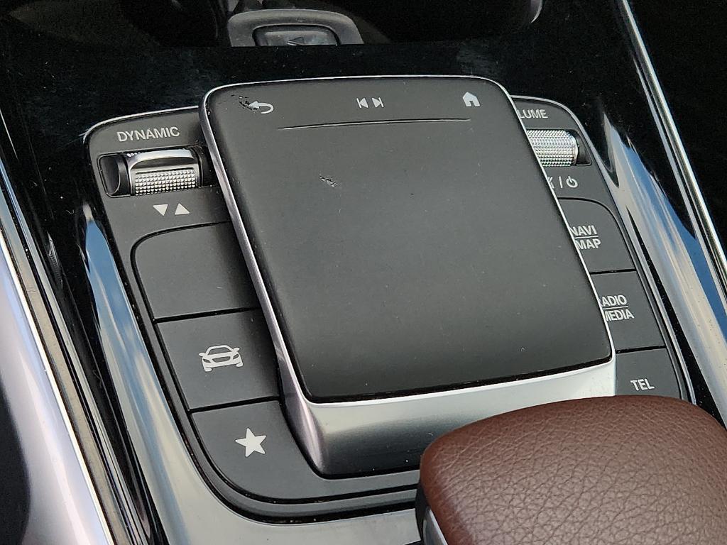 used 2021 Mercedes-Benz GLB 250 car, priced at $22,620