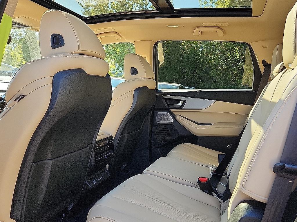 new 2026 Acura MDX car, priced at $61,350