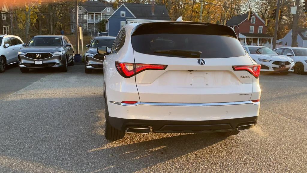 used 2024 Acura MDX car, priced at $48,701