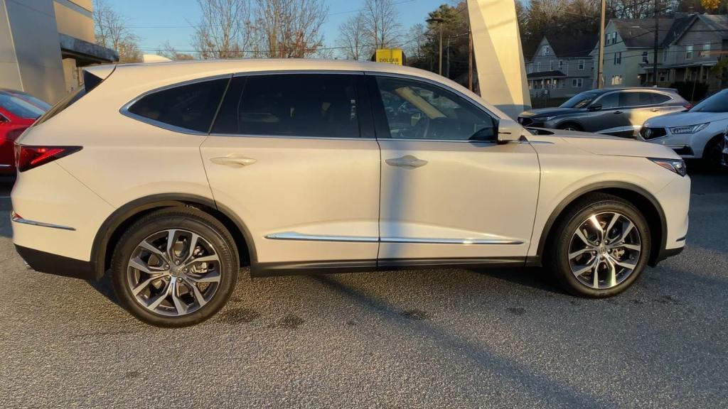 used 2024 Acura MDX car, priced at $48,701