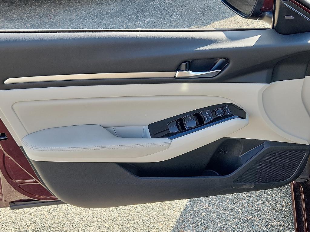 used 2023 Nissan Altima car, priced at $20,833