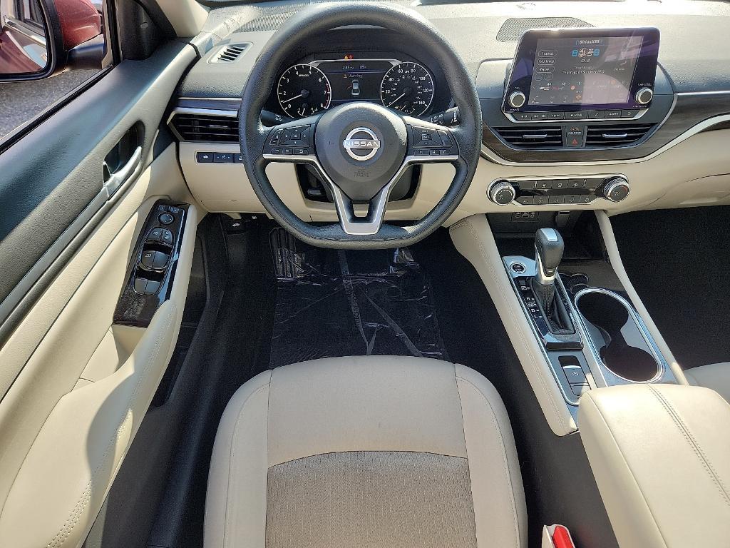 used 2023 Nissan Altima car, priced at $20,833