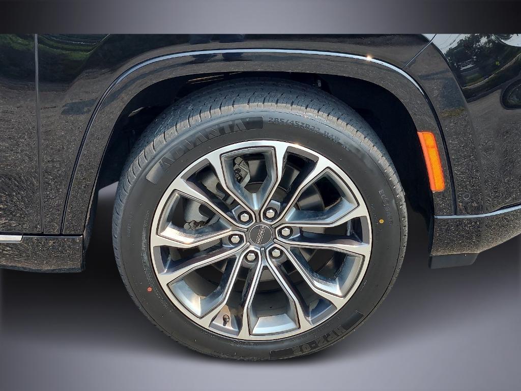 used 2022 Jeep Grand Wagoneer car, priced at $57,348