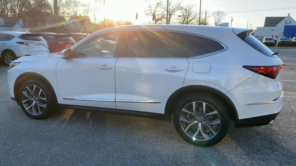 used 2024 Acura MDX car, priced at $46,988