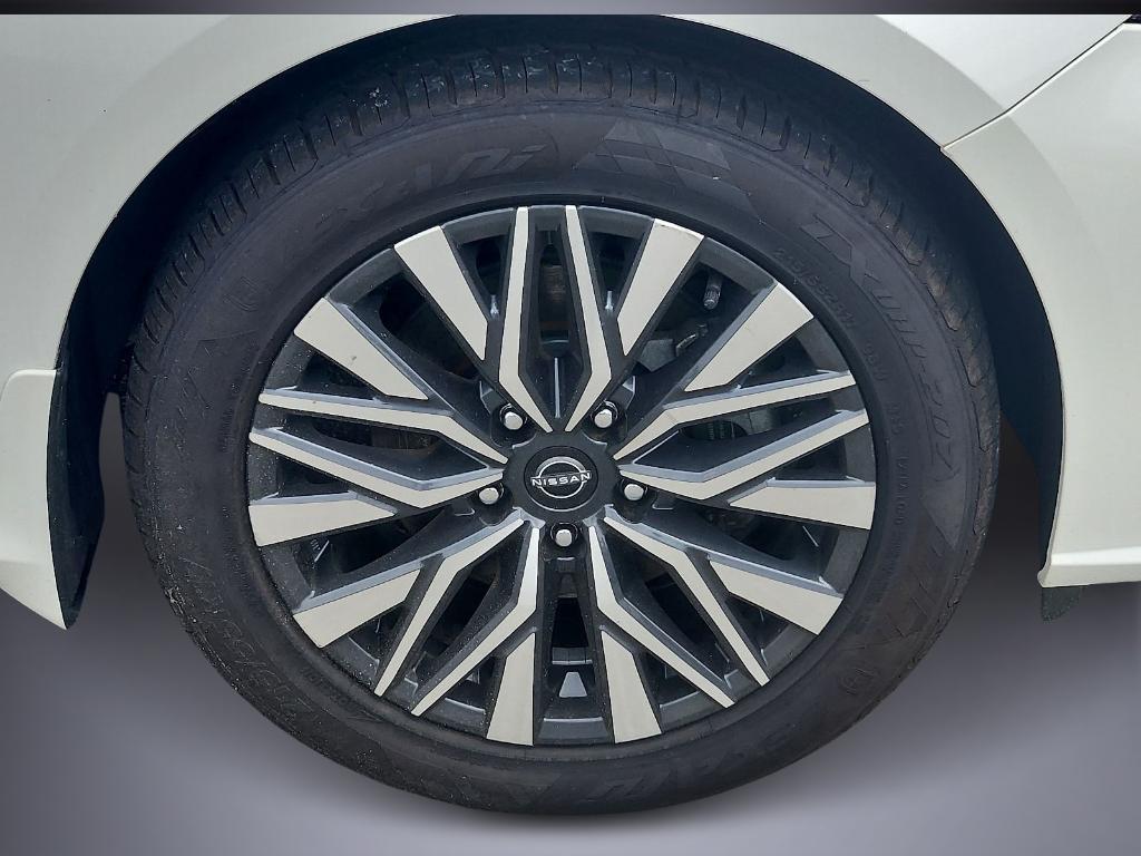 used 2023 Nissan Altima car, priced at $22,671