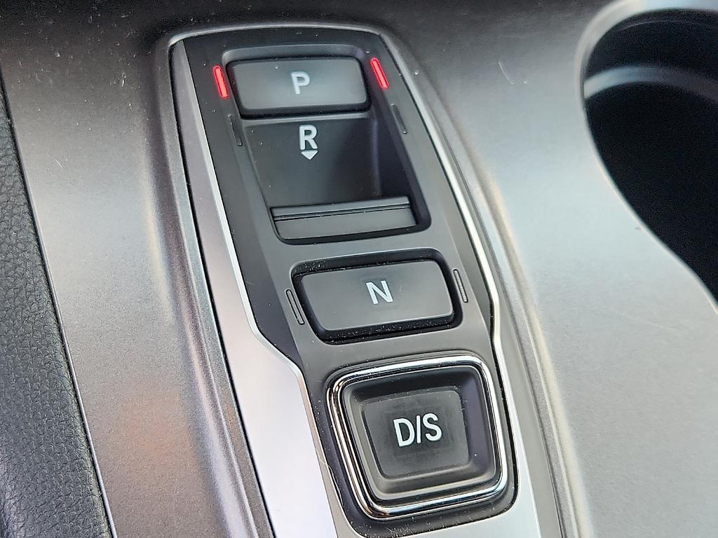 used 2022 Honda Pilot car, priced at $31,905