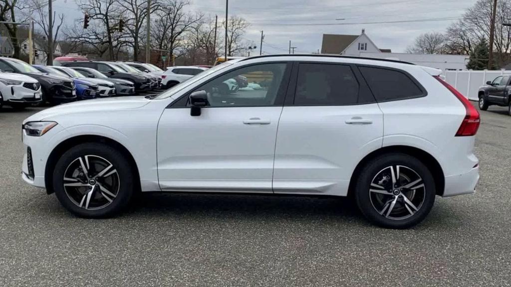 used 2022 Volvo XC60 car, priced at $39,988