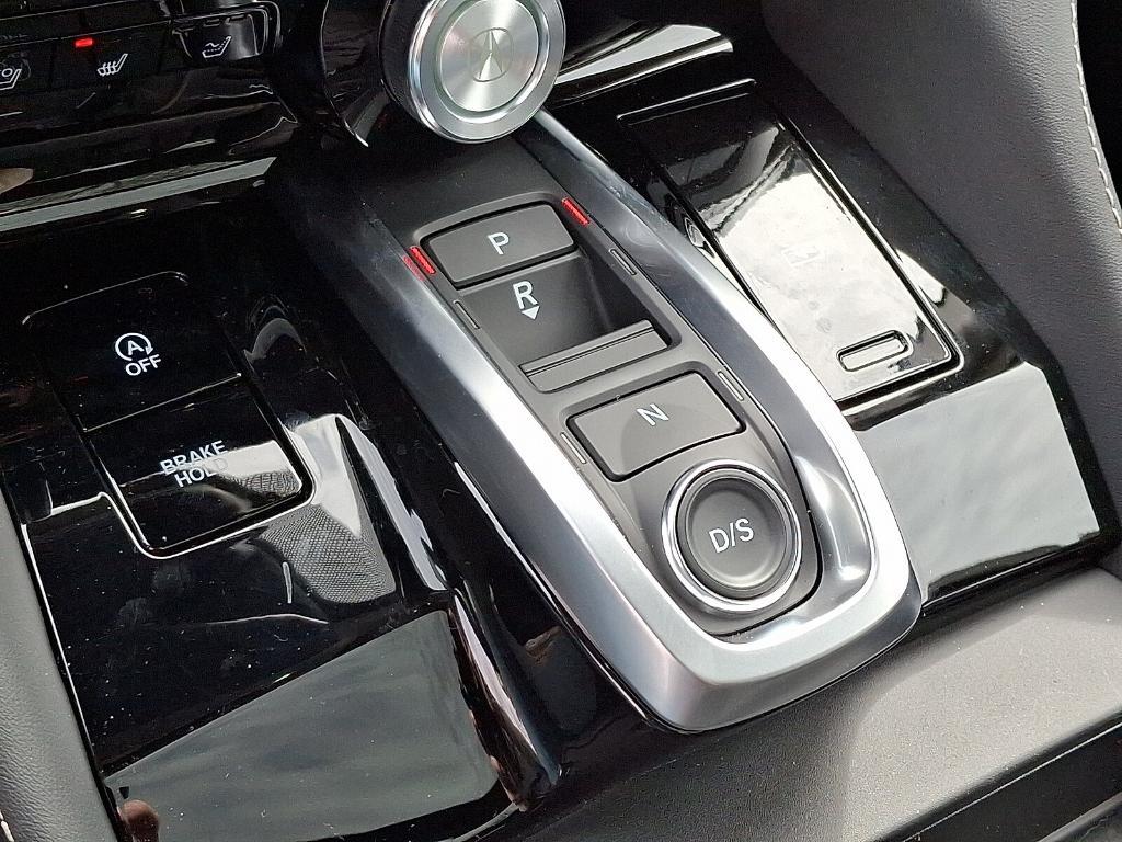 new 2025 Acura MDX car, priced at $68,250
