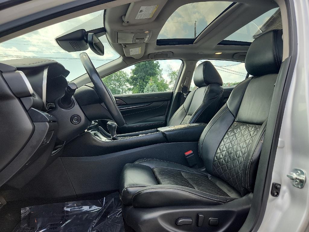 used 2020 Nissan Maxima car, priced at $25,129
