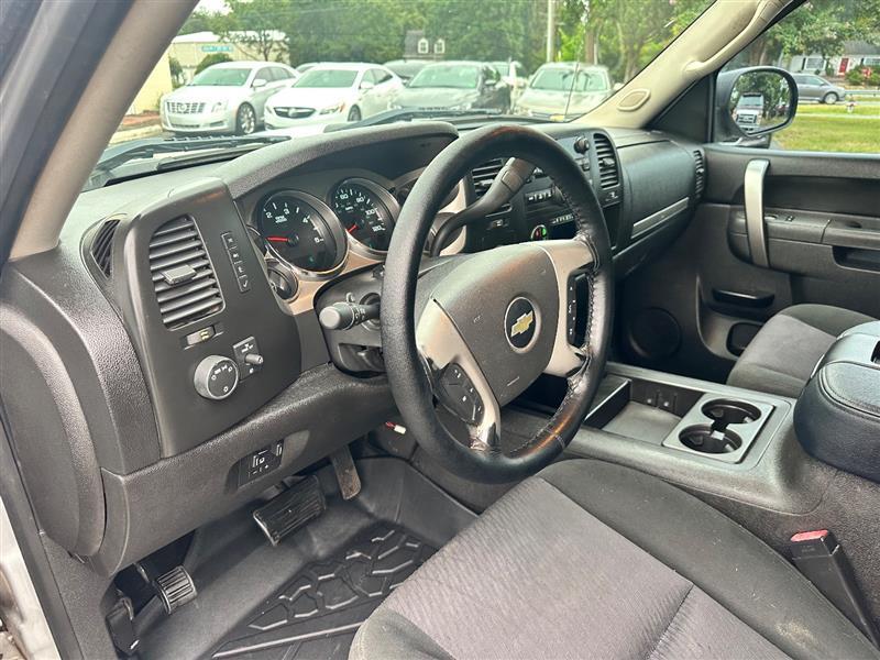 used 2012 Chevrolet Silverado 2500 car, priced at $15,995